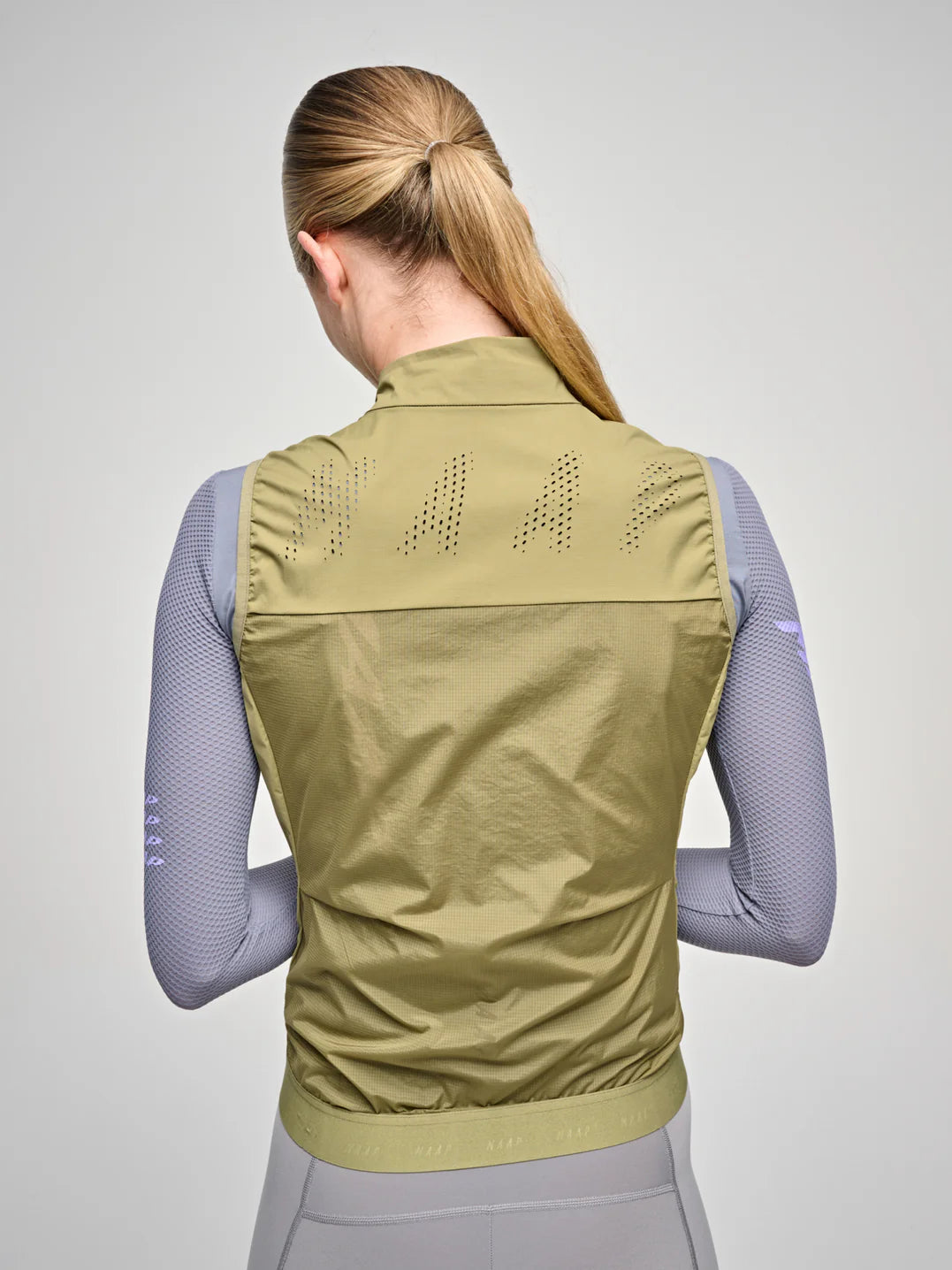 Maap Women's Flow Vest Windweste Dark Ore
