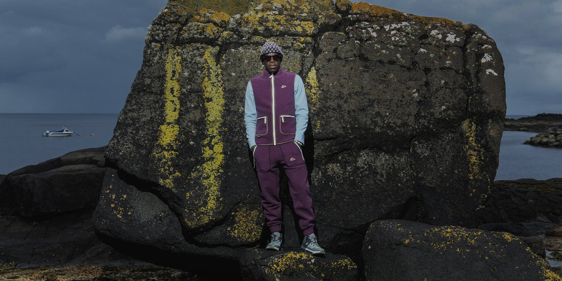 Café du Cycliste Cyrielle Unisex Fleece Gilet Quetsche