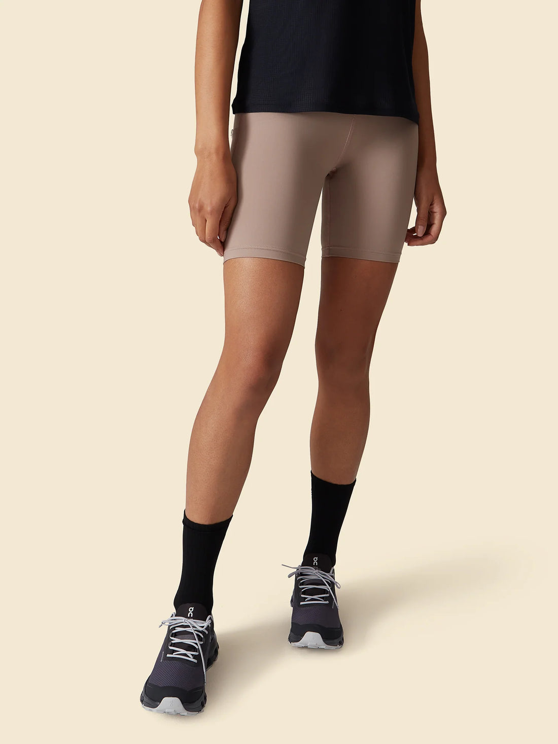 Café du Cycliste Maina Women's Training Shorts Oyster Grey