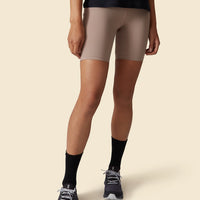 Café du Cycliste Maina Women's Training Shorts Oyster Grey