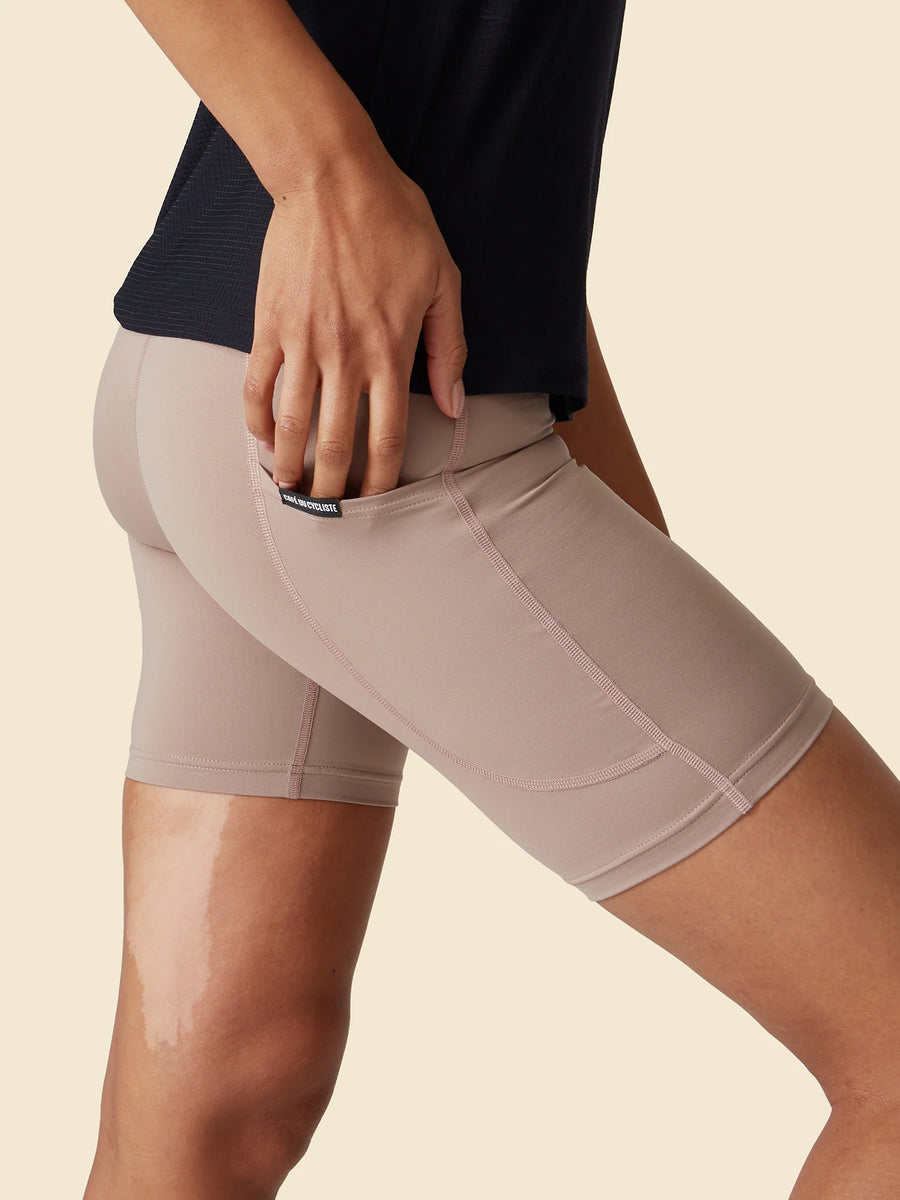 Café du Cycliste Maina Women's Training Shorts Oyster Grey