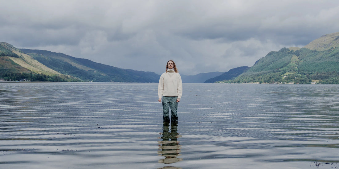 Café du Cycliste Alina Unisex Wool Pullover Chalk