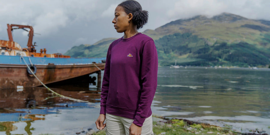 Café du Cycliste Marlene Unisex Cotton Sweatshirt Quetsche