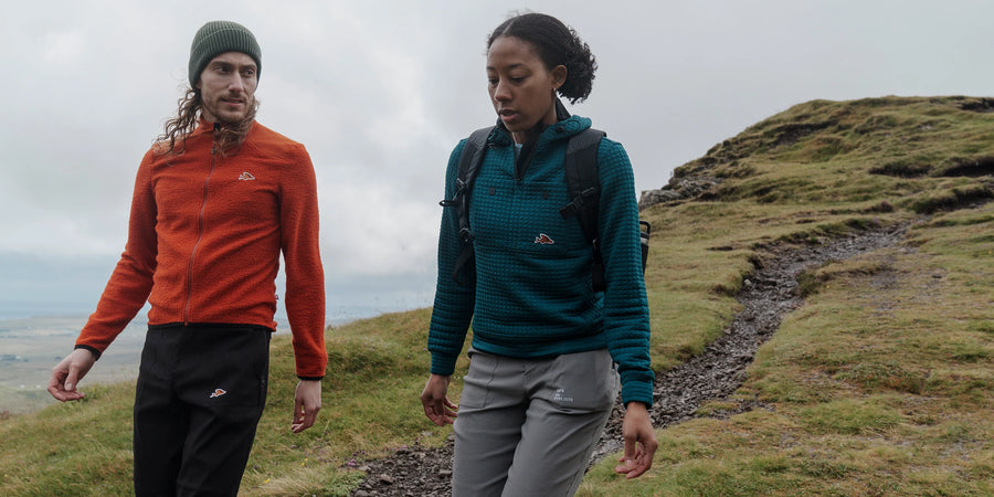 Café du Cycliste Thelma Women's Polartec Hoodie Alpine Green