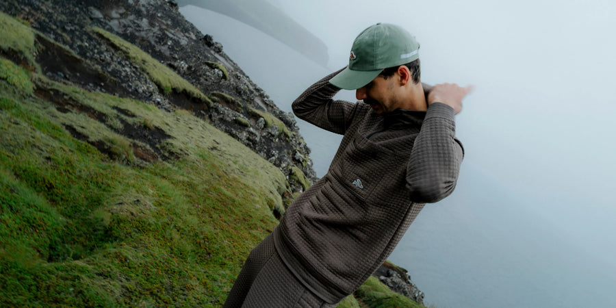 Café du Cycliste Thelma Men's Polartec Hoodie Carob