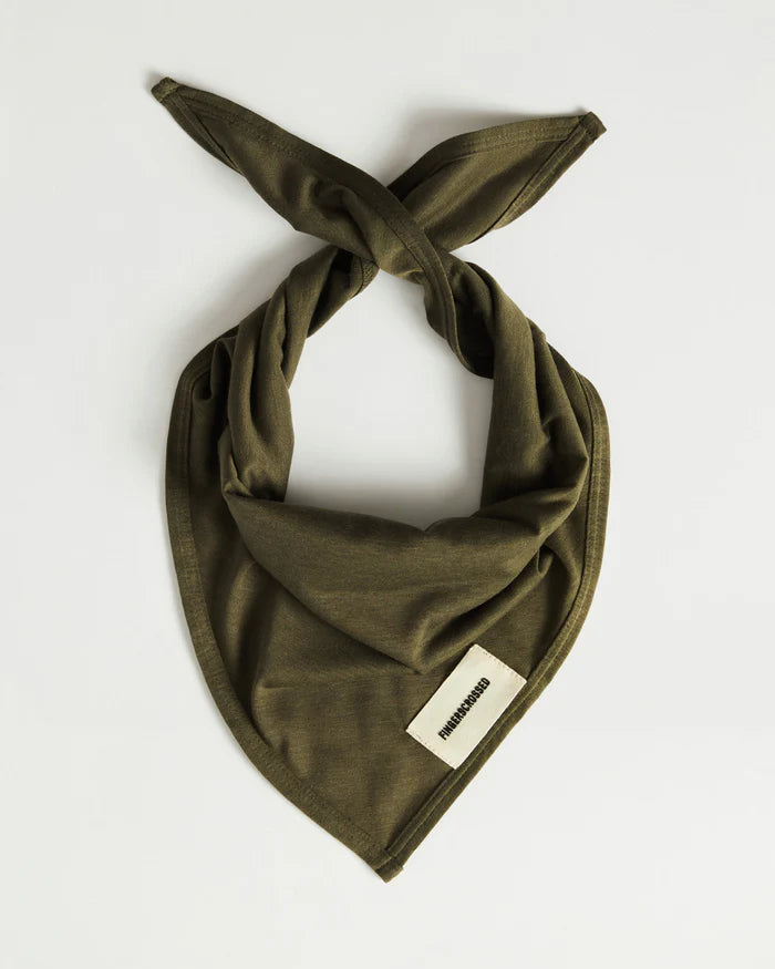 Fingerscrossed Unisex Triangle Scarf Halstuch Olive