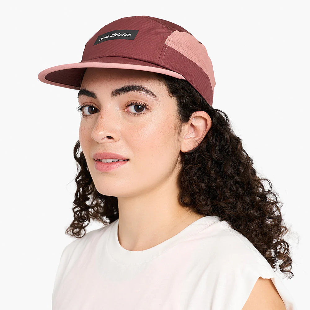 Ciele Athletics GOCap Field Iconic Bar Running Cap Laufkappe Andorra/Rose Dawn