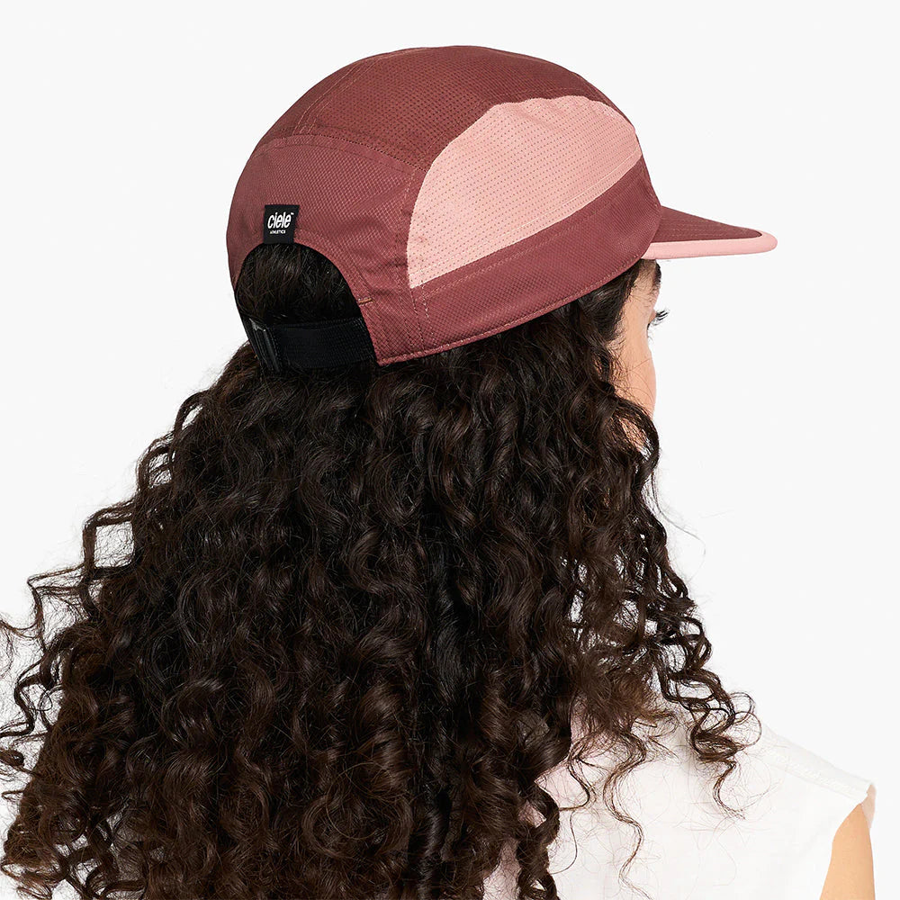 Ciele Athletics GOCap Field Iconic Bar Running Cap Laufkappe Andorra/Rose Dawn