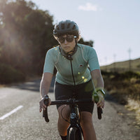 Café du Cycliste Mona Women's Superlight Cycling Jersey Radtrikot Agave Green