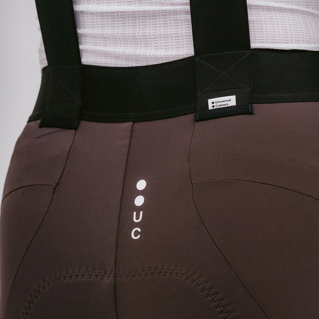 Pantaloncini con bretelle da donna Universal Colors Chroma Heavy Dark Brown